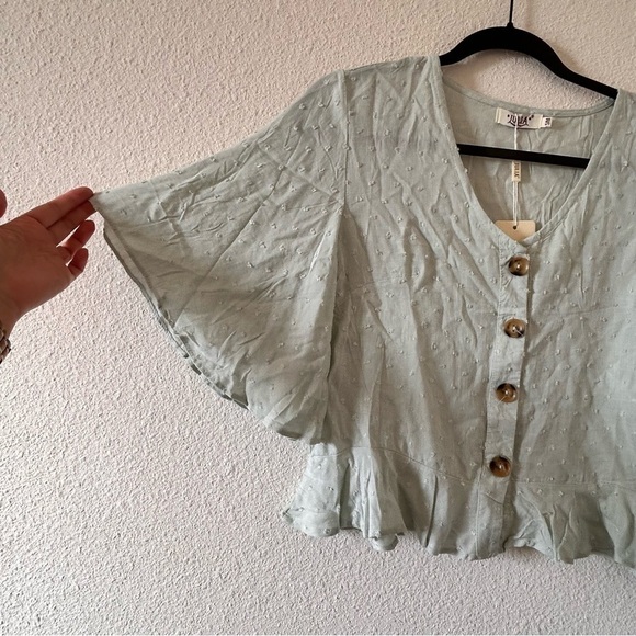 JULIA Peplum 12/ Flutter Sleeve Button front Blouse Women Size S/M NWT - Picture 3 of 11